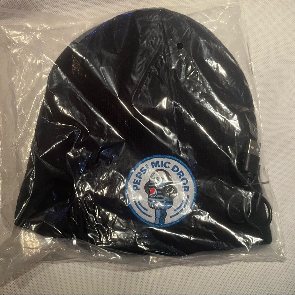 Pepsi mic drop Built In Bluetooth headset Beanie